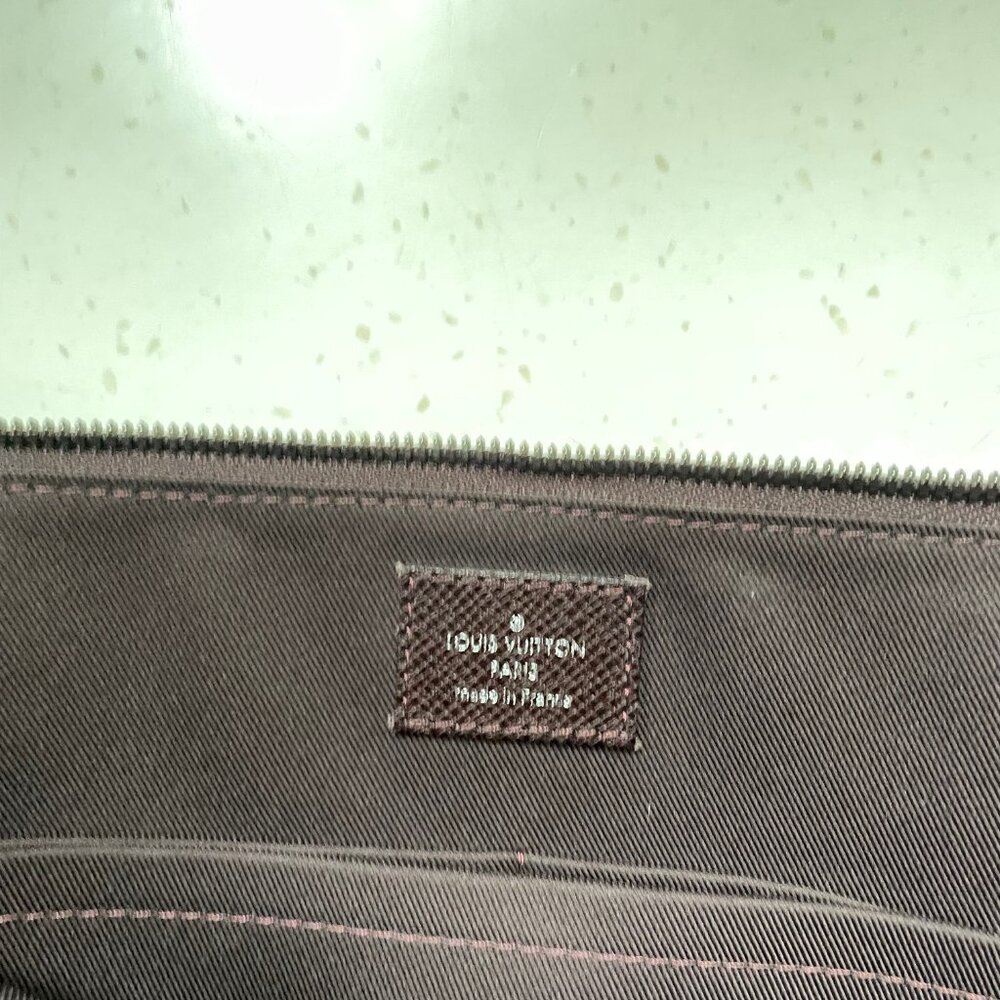 Louis Vuitton Brown Taiga Messenger / Tote Bag - Picture 7 of 8